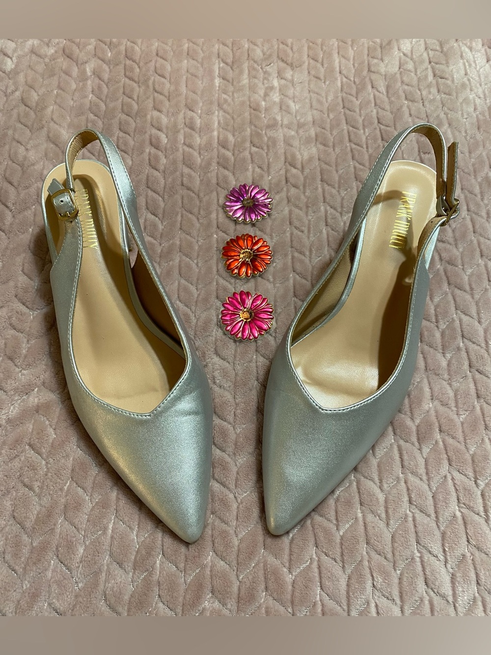 Silver Sling back Pointed-Toe Low Heel Size 9.5 Frank Mully